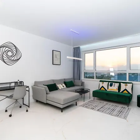 Daire Arena Mall Galleria View And Securities Parking1 Burgaz